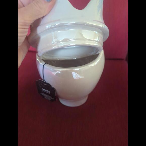 Skull Canister - Picture 4 of 6